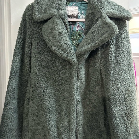 Green teddy jacket - Picture 2 of 5